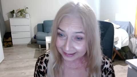 S O F I A online show from 01-26-25, 02:41