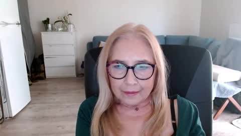 S O F I A online show from 01-29-25, 10:58