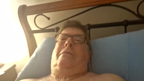 Snapshot of desmon1958 chatting on 03-01-26, 06:43 Desmon1958 online show from 03-01-26, 06:43