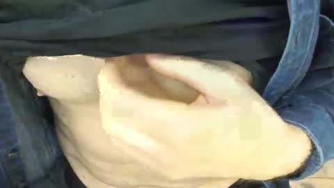 Snapshot of desperado3000 chatting on 12-22-25, 08:11 desperado3000 online show from 12-22-25, 08:11