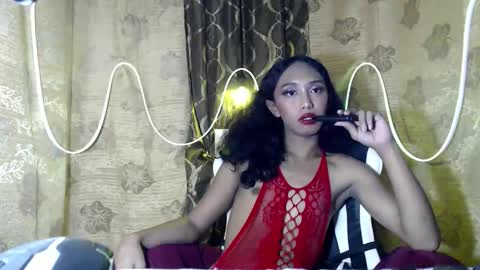 Snapshot of destinedprincess_xx chatting on 04-07-26, 05:08 jenny online show from 04-07-26, 05:08