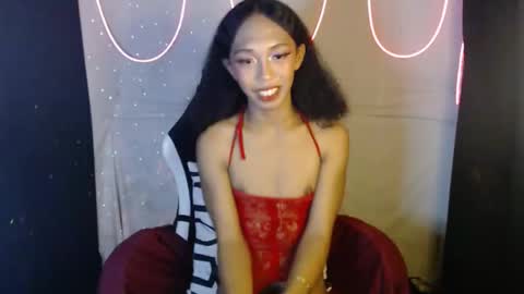 Snapshot of destinedprincess_xx chatting on 04-13-26, 05:18 jenny online show from 04-13-26, 05:18
