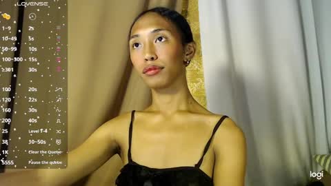 Snapshot of destinedprincess_xx chatting on 05-10-26, 03:17 jenny online show from 05-10-26, 03:17