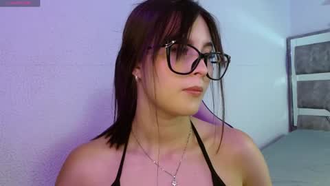 destinya_ online show from 05-06-26, 05:07