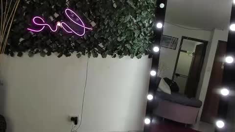 Destiny online show from 09-16-25, 12:06