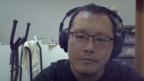 Snapshot of destroy1984 chatting on 10-05-25, 04:33 Destroy November 1984 online show from 10-05-25, 04:33