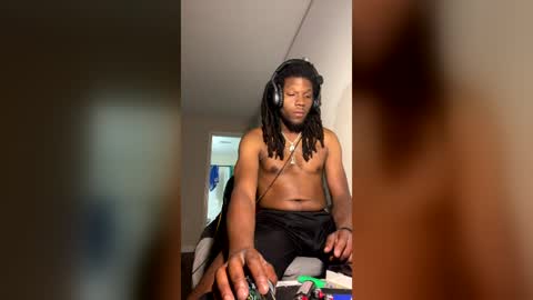 deucear30 online show from 06-20-26, 06:27