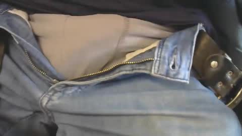 Snapshot of deutscherspritzer50 chatting on 02-07-25, 03:08 deutscherspritzer50 online show from 02-07-25, 03:08