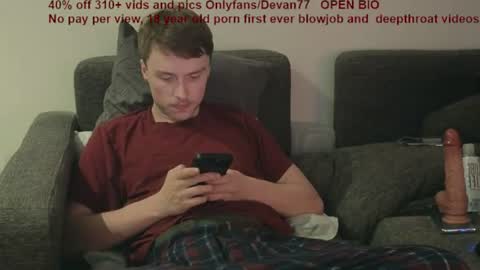Snapshot of devantheplug chatting on 06-29-26, 08:09 Devan online show from 06-29-26, 08:09