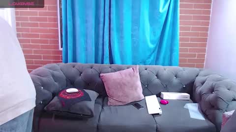 Snapshot of devi_black_13_ chatting on 02-04-26, 01:00 devi_black_13_ online show from 02-04-26, 01:00