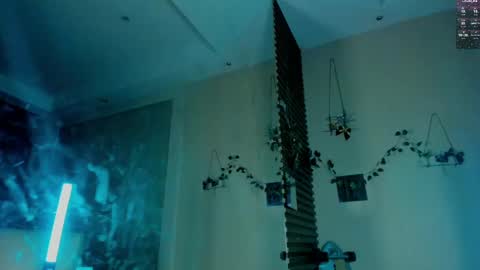 Snapshot of devil_fts chatting on 02-17-25, 10:14 Devil online show from 02-17-25, 10:14