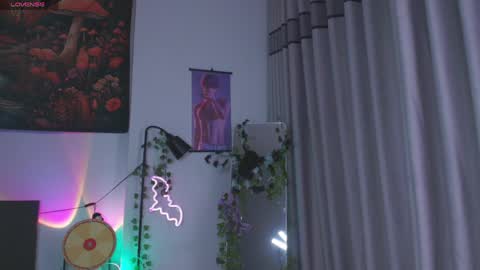 Devil online show from 04-24-26, 05:32