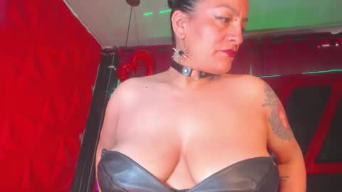Snapshot of devil_taylorx chatting on 03-21-26, 04:10 devil_taylorx online show from 03-21-26, 04:10