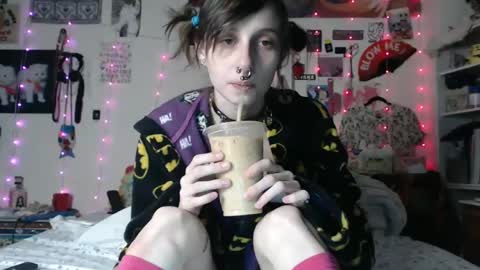 poutyangel online show from 02-23-25, 06:39