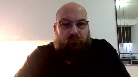 Snapshot of devilwings2 chatting on 10-16-25, 08:59 devilwings2 online show from 10-16-25, 08:59