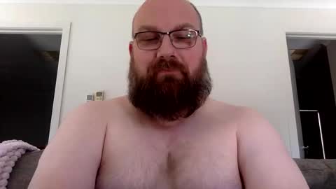 Snapshot of devilwings2 chatting on 11-25-25, 05:40 devilwings2 online show from 11-25-25, 05:40