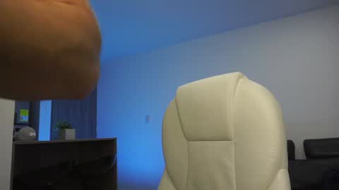 Devin Hunter online show from 12-06-24, 03:41