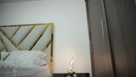 Devin Hunter online show from 09-30-25, 12:26