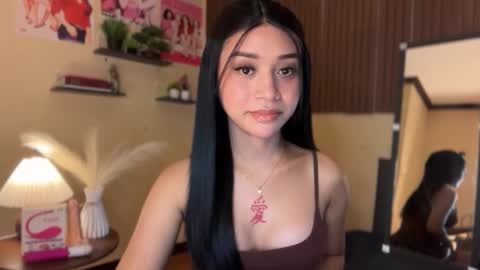 Devine Greyson online show from 12-22-25, 10:12