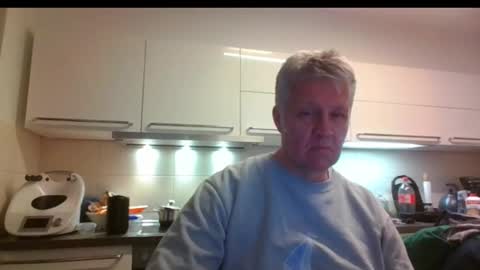 Devon online show from 02-25-25, 11:55