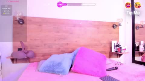 Mrs Devora online show from 11-22-25, 09:14