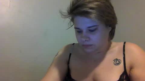 Snapshot of devykitten2018 chatting on 11-26-25, 11:22 devykitten online show from 11-26-25, 11:22