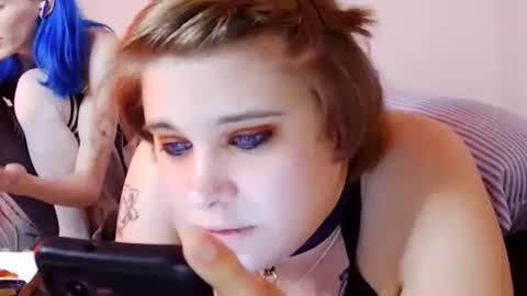 Snapshot of devykitten2018 chatting on 04-06-26, 04:46 devykitten online show from 04-06-26, 04:46