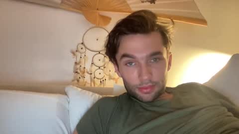 devyy333 online show from 12-30-24, 07:48