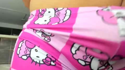 thumb up me please its important online show from 09-23-25, 10:07