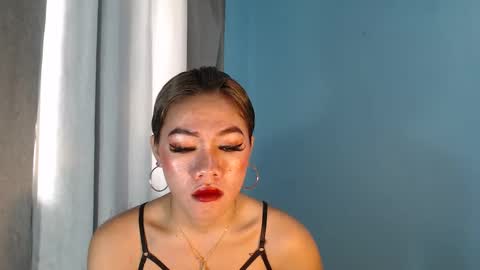 dexie121698 online show from 02-05-25, 05:20