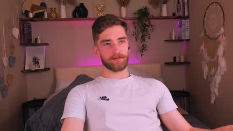 Dexter online show from 11-08-25, 09:42