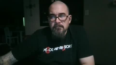 Snapshot of dexterbanana chatting on 12-06-24, 03:41 Mike Sounde online show from 12-06-24, 03:41