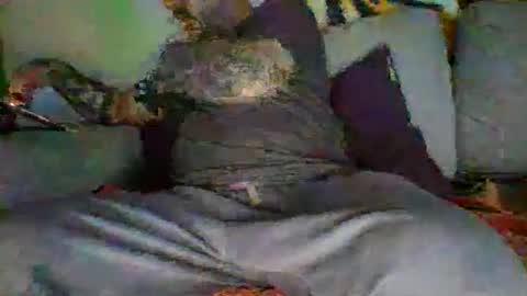 Snapshot of deydey83 chatting on 05-28-26, 11:40 deydey83 online show from 05-28-26, 11:40