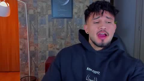 JULIAN online show from 11-08-25, 11:47