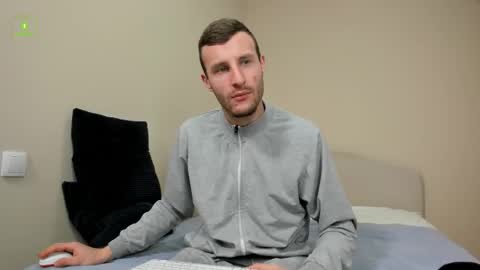 Snapshot of deymond_russo chatting on 02-18-26, 06:42 deymond_russo online show from 02-18-26, 06:42