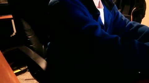 Snapshot of dfwgonewrong chatting on 01-10-25, 08:29 dfwgonewrong online show from 01-10-25, 08:29