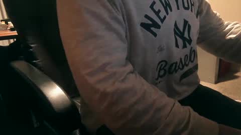 Snapshot of dfwgonewrong chatting on 03-08-25, 11:05 dfwgonewrong online show from 03-08-25, 11:05