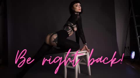 dgtlgrl online show from 11-20-25, 03:45