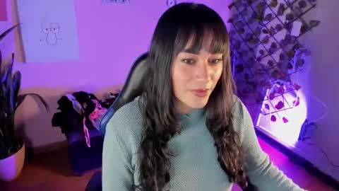 dhaniela naugthy online show from 11-17-25, 02:45