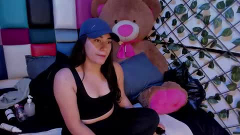 dhaniela naugthy online show from 02-03-26, 01:48