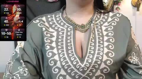 Snapshot of dharanisnisha chatting on 11-07-25, 01:00 dharanisnisha online show from 11-07-25, 01:00