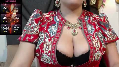 Snapshot of dharanisnisha chatting on 11-08-25, 01:44 dharanisnisha online show from 11-08-25, 01:44