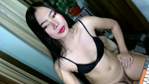 Snapshot of dhy_shane chatting on 10-11-25, 04:16 dhy_shane online show from 10-11-25, 04:16