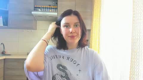 Dina online show from 08-06-26, 05:53