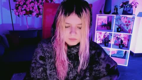 Dia online show from 03-30-26, 07:37