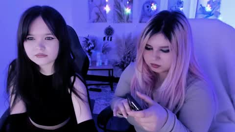 Dia online show from 04-08-26, 08:42