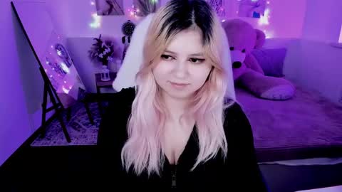 Dia online show from 04-11-26, 07:29