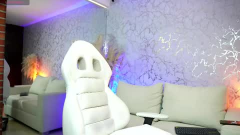 Diego online show from 03-26-26, 01:38