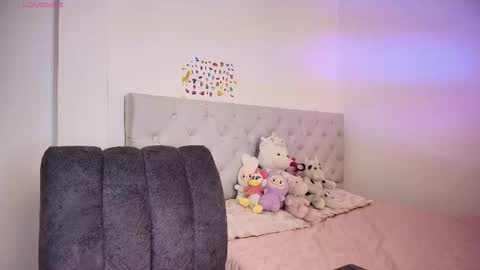 Diamond  online show from 03-23-26, 02:43