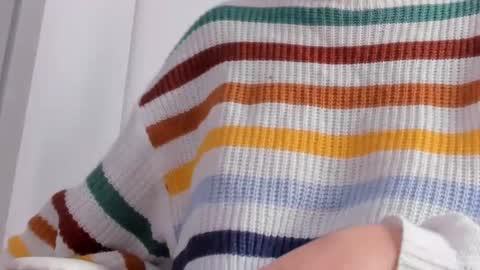 Snapshot of diamond_ava_ chatting on 02-05-25, 07:39 Thea online show from 02-05-25, 07:39